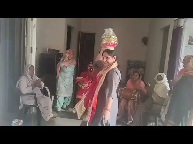 Video thumbnail for दोगड़ डांस #छोरी एक घुट पानी पिला #toptraditionaldance#हरयाणवी जकड़ी ,डांस,और गीत,सिर पे बंटा टोकनी