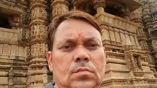 'Video thumbnail for 22 जून छतरपुर आंदोलन के लिये पहुचे | खजुराहो घूमते हुये!'