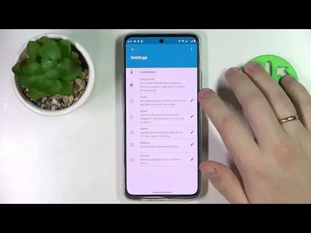 'Video thumbnail for How to Enable Dolby Atmos on MOTOROLA Moto E22'