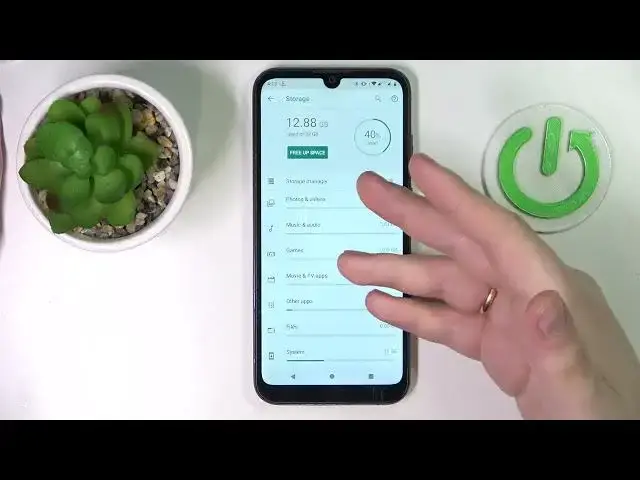 'Video thumbnail for How Much Storage Space Do I Have in Motorola Moto E6s - Available Storage?'