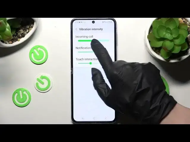 'Video thumbnail for How to Enter Vibration Settings in Samsung Galaxy Z Flip4 - Adjust Vibrations'