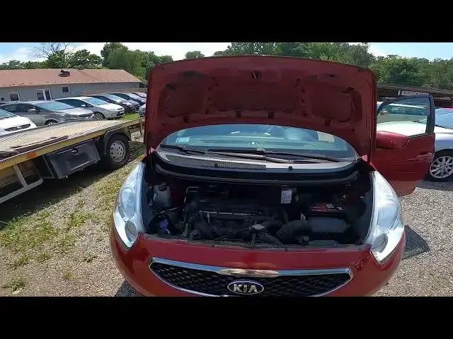 'Video thumbnail for Where is the Washer Fluid Reservoir in Kia Venga ( 2009 - 2019 )'