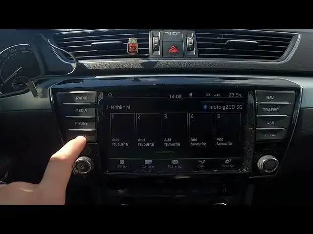 'Video thumbnail for How to Make Phone Call via Bluetooth in Skoda Superb III ( 2015 – Now ) - Dial a Number'