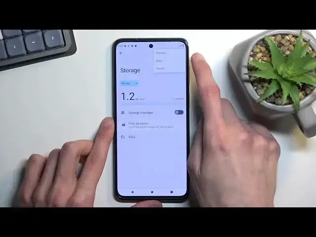 'Video thumbnail for How to Format SD Card in Motorola Moto G82 - Erasing Memory Card'