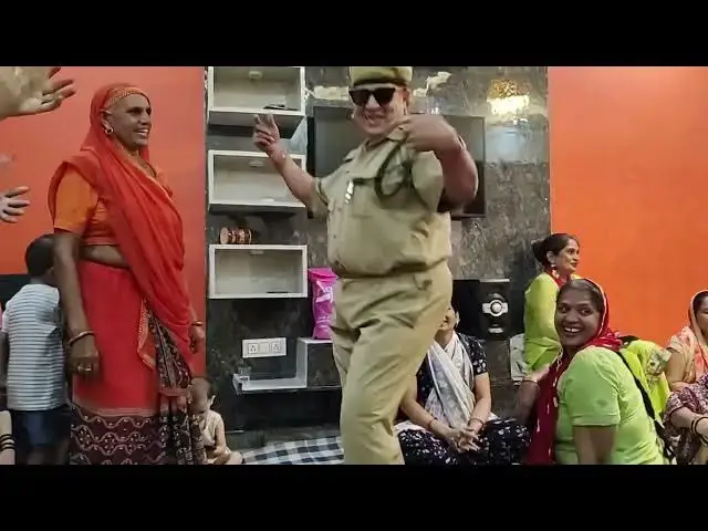 Video thumbnail for 💯❤️😂घल गयी खाट चौबारा में,बड़ा मज़ा आया न्यारे मे#viral #डांस #जकड़ी #गीत#ahir #happy_lokgeet