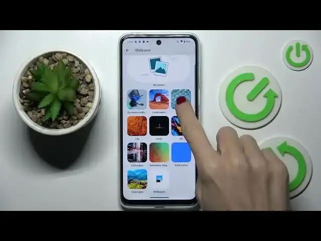 'Video thumbnail for How to Change Wallpaper on Motorola Moto G23 / Set Up Wallpaper on Moto G23 Smartphone'