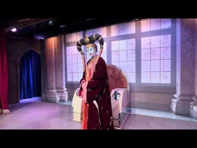 Video thumbnail for Star Wars Nite Characters & more!🌠#disney #starwars #disneyland