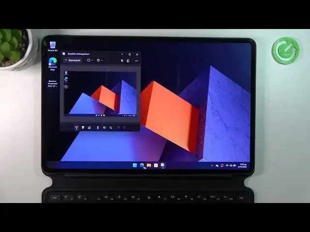 Video thumbnail for HUAWEI MateBook E Windows 11 - How To Take Screenshot