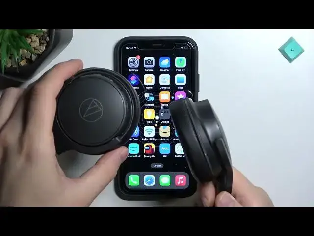 'Video thumbnail for How to Pair Audio-Technica ATH-S220BT with iPhone?'