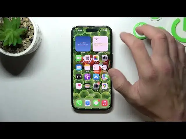 'Video thumbnail for How to Turn Off Flashlight on iPhone 14 Pro - Save Battery Life on iPhone 14'