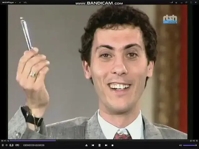'Video thumbnail for Batuta historike e Adi Krastes - Shikoje videon deri ne fund Humor bio'