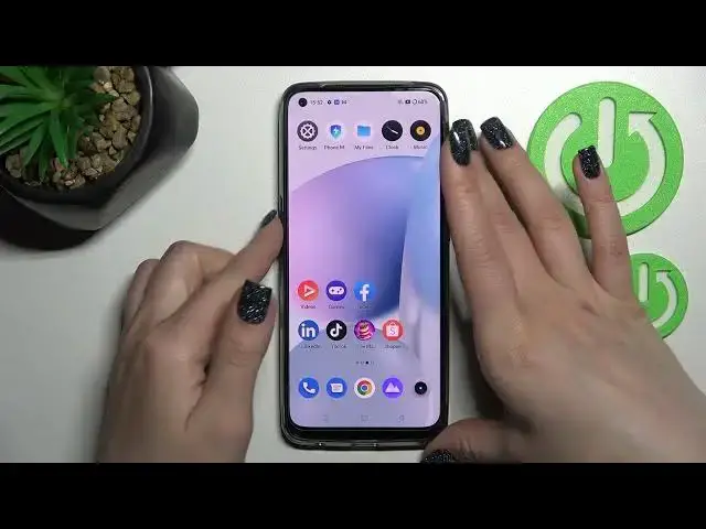 'Video thumbnail for How to Turn On / Turn Off the Silent Mode on REALME 9'