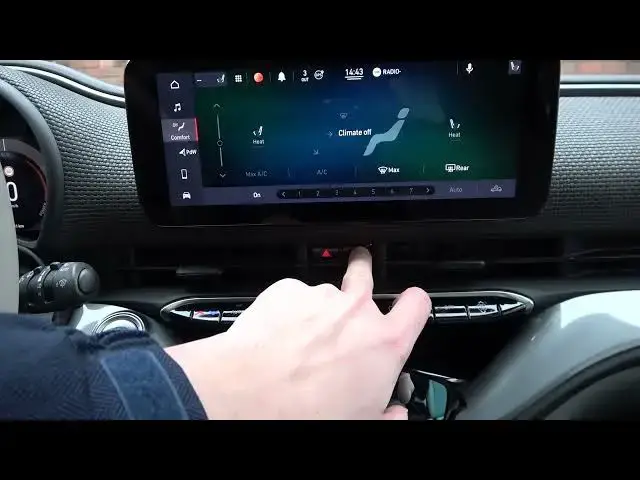 'Video thumbnail for How to Automatically Lock and Unlock All Doors in Fiat 500 Electric ( 2020 - now )'