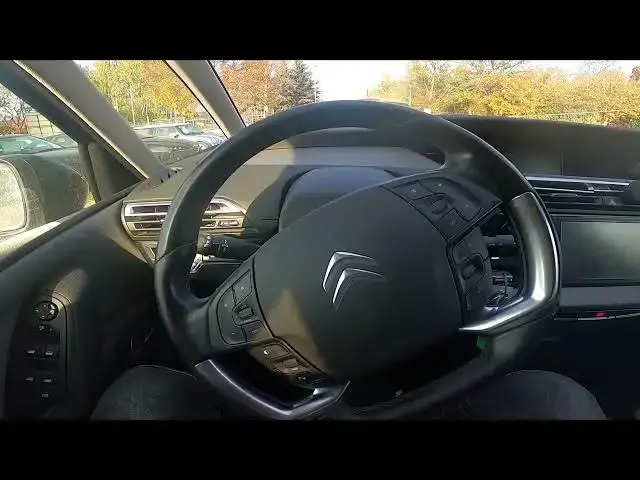 Video thumbnail for How to Enable or Disable Front and Rear Anti-Fog Lights in Citroen C4 Picasso II ( 2013 – 2018 )