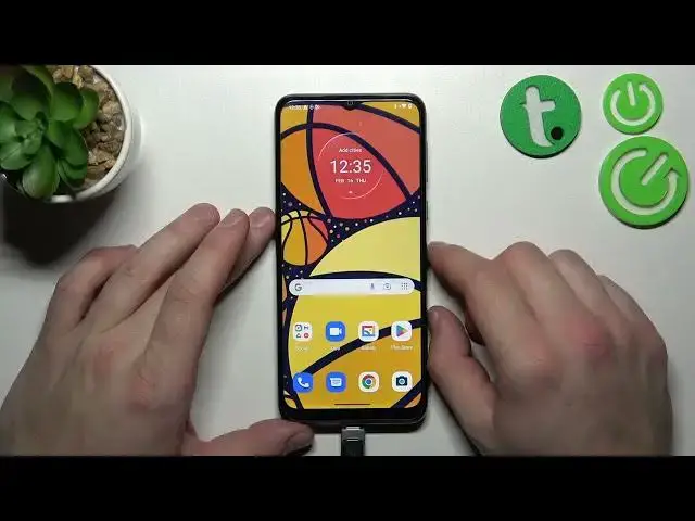 'Video thumbnail for How to Connect Pendrive to MOTOROLA Moto E13'