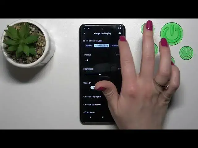 'Video thumbnail for How to Customize Always On Display on MOTOROLA Moto G13 - Install Muviz Edge App'