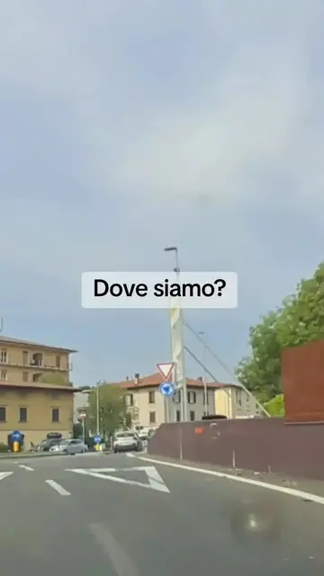 'Video thumbnail for Un sottopasso nuovo di zecca con sopra il passaggio della T2'