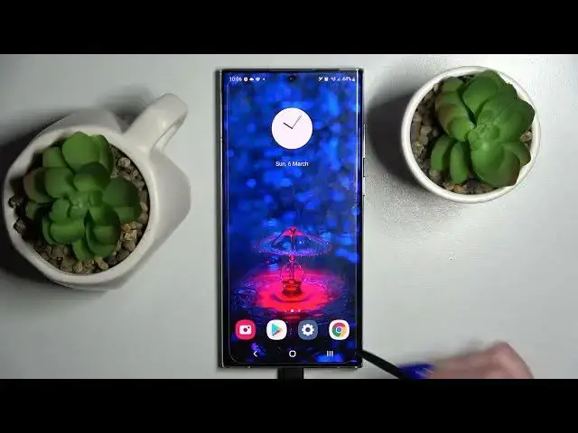 'Video thumbnail for How to Change Display Refresh Rate in SAMSUNG Galaxy S22 Ultra – Find Display Refresh Rate Options'