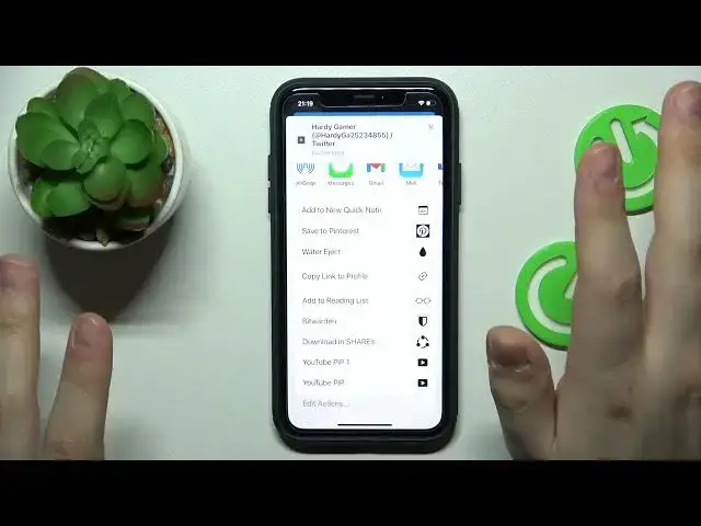 'Video thumbnail for How to Share Twitter Profile - Copy a Link to a Twitter Account on a Mobile App'