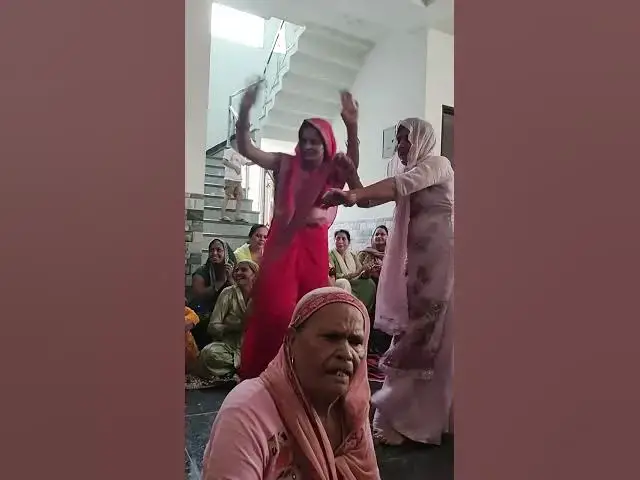 Video thumbnail for माता रानी का बहुत सुंदर डांस और गीत#happy_lokgeet #viral #डांस #मईया