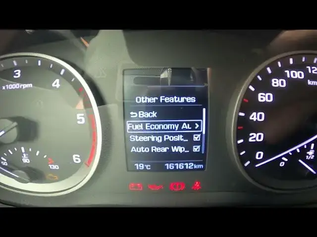 'Video thumbnail for How to Manage Fuel Economy Auto Reset in Hyundai Tucson III ( 2015 – 2020 )'