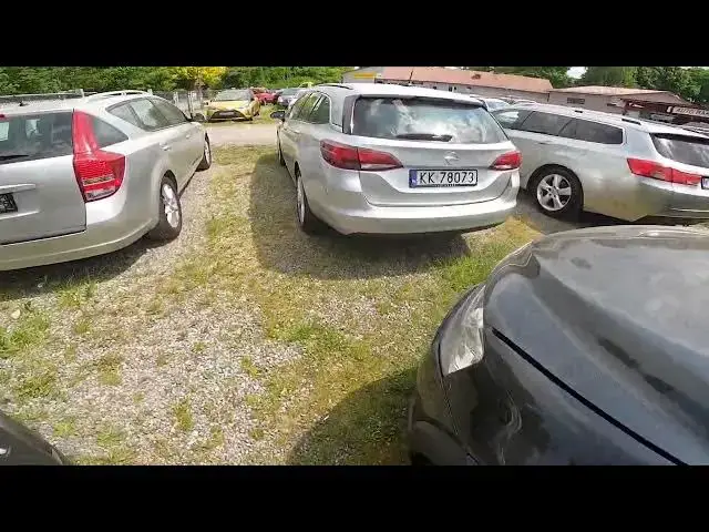 'Video thumbnail for How to Unlock and Lift the Hood Up in Chevrolet Captiva II ( 2011 - now ) - Open Bonnet by Lever'