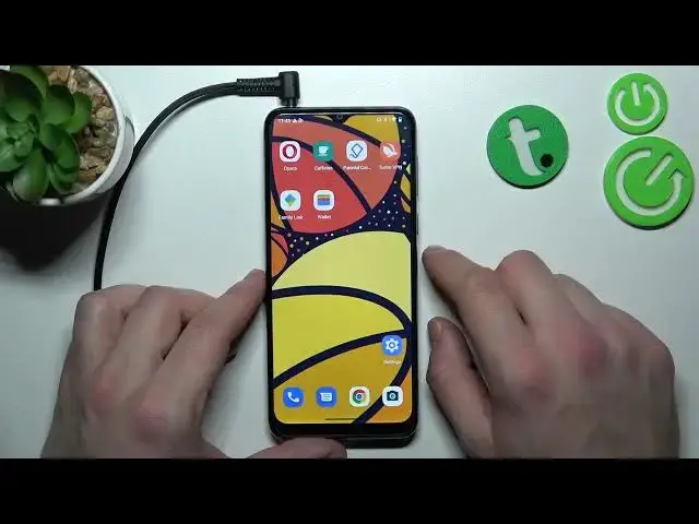 'Video thumbnail for How to Connect Headphones to MOTOROLA Moto E13'