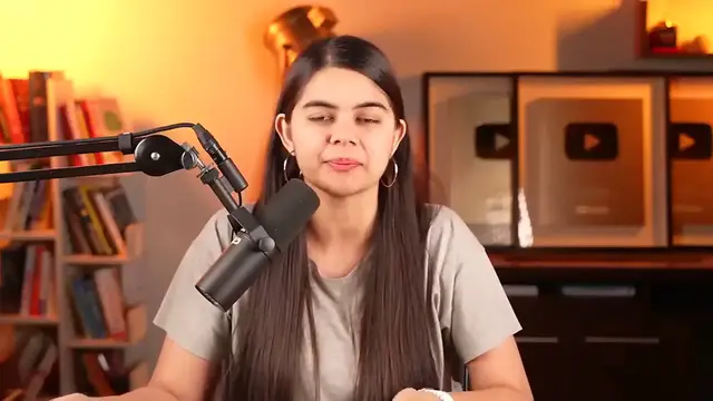 Video thumbnail for Who earns the most in Tech_  Top 3 Paths to choose from!