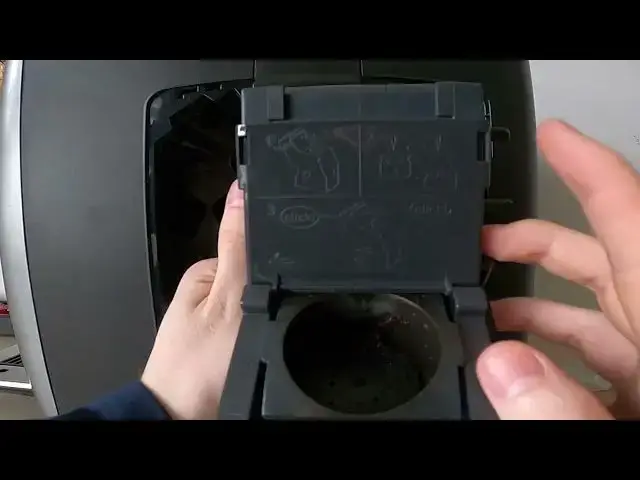 Video thumbnail for How To Access a Brew Unit on SIEMENS EQ.6 plus s.100 TE651319RW Coffee Machine - Brewing Mechanism