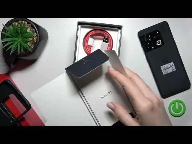 'Video thumbnail for OnePlus 10 Pro - Does It Comes With 3.5mm Headphones Adapter'