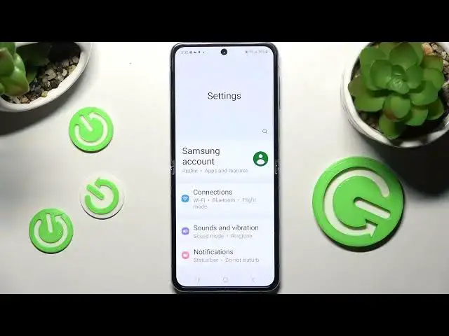 'Video thumbnail for How to Change Display Refresh Rate on Samsung Galaxy Z Flip4 - Adjust Motion Smoothness'