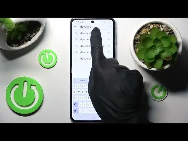 'Video thumbnail for How to Check Phone Specification in Samsung Galaxy Z Flip4 - DevCheck Device and System Info app'