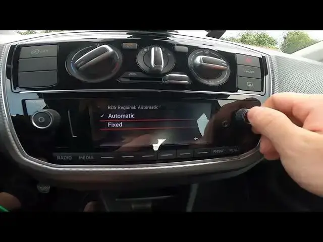 'Video thumbnail for How to Enable or Disable Regionalization Function in Volkswagen Up! ( 2011 - now )'