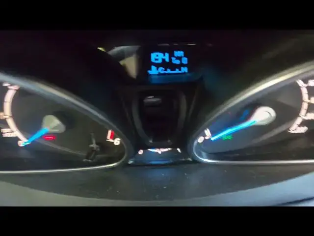 'Video thumbnail for How to Check Actual Range of Your Ford Tourneo Connect II (2013–2018) | Kilometers Until Refuel'