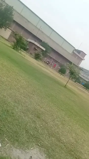 Video thumbnail for Mil parking