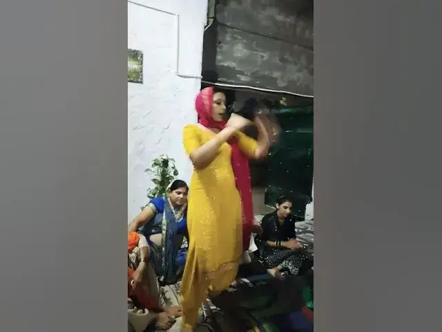 Video thumbnail for गजब का डांस,नाचो तो ईसा नाचो#viral #डांस #शोर्ट्स