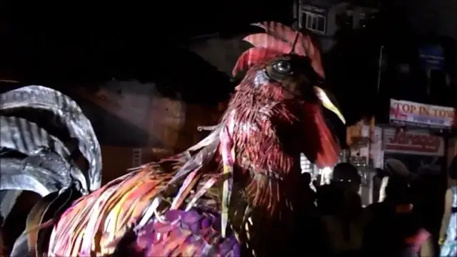 Video thumbnail for Dancing rooster./Rooster dance by man/Man dancing like a rooster