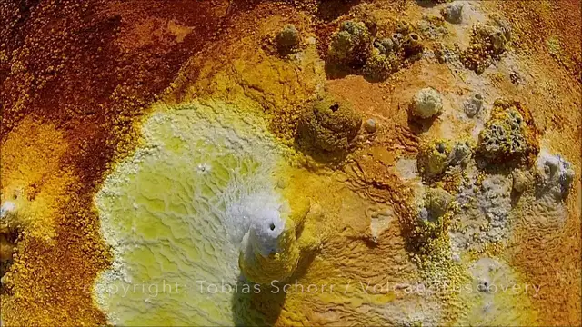 Video thumbnail for The strangest place on earth - Dallol flyover