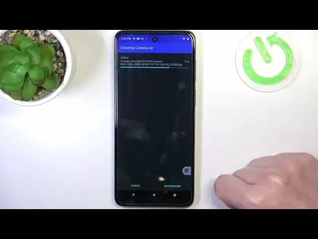 'Video thumbnail for How to Pack RAR & Zip Files on MOTOROLA Moto E32s? - Install RAR App'