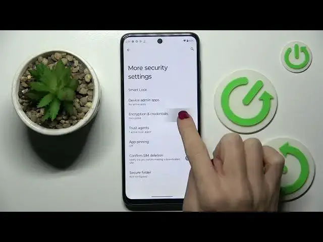 'Video thumbnail for How to Clear Credentials on the MOTOROLA Moto G53'
