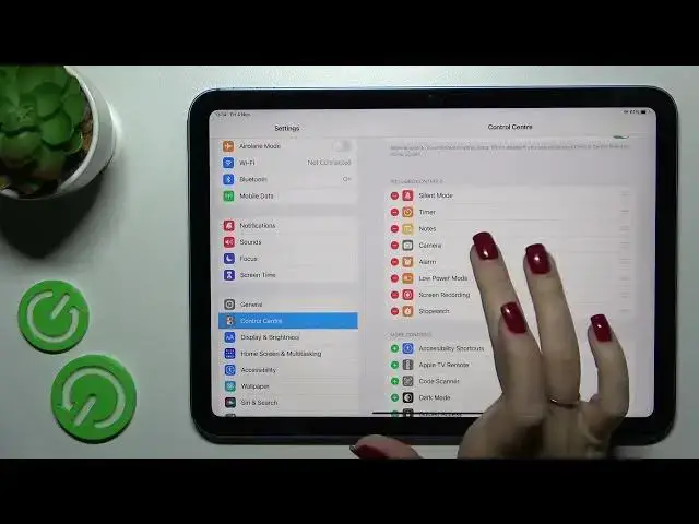 Video thumbnail for How to Edit the Control Center Shortcuts Layout on the iPad 10th Generation (2022)