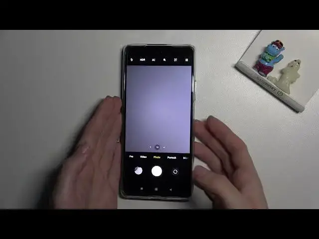 Video thumbnail for How to Enter the Camera Burst Shot Mode on XIAOMI 11T