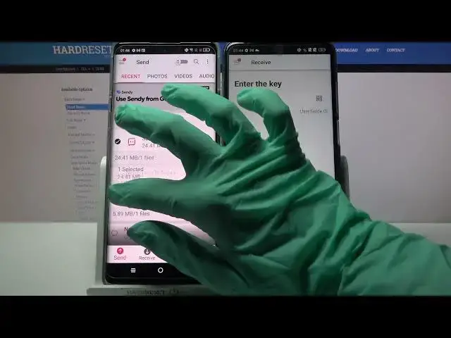 Video thumbnail for How to Transfer Files from an Android Device to TCL 20 5G – Use Send Anywhere App