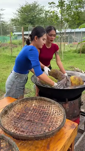 'Video thumbnail for Yummy cooking fish with jackfruit recipe (1280p 30fps)'