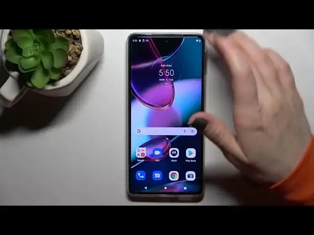 'Video thumbnail for How to Enable NFC on MOTOROLA Edge 30 Pro - Disable NFC'