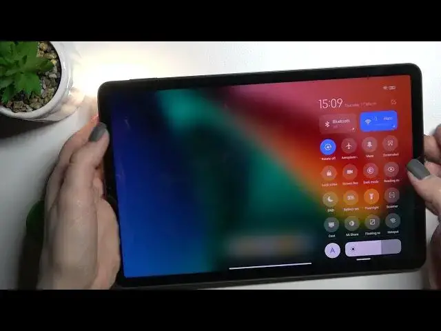 Video thumbnail for Xiaomi Pad 5 - How To Switch On Flashlight