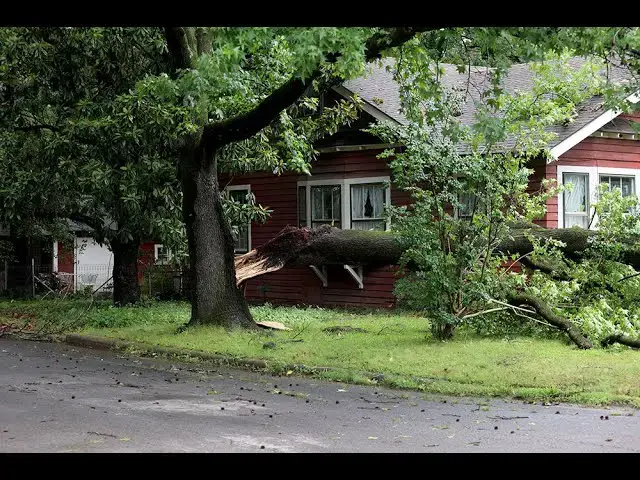 Video thumbnail for Heavener storm 6-7-2025