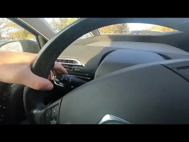 Video thumbnail for How to Enable or Disable High Beam in Citroen C4 Picasso II ( 2013 – 2018 ) | Use High Beam