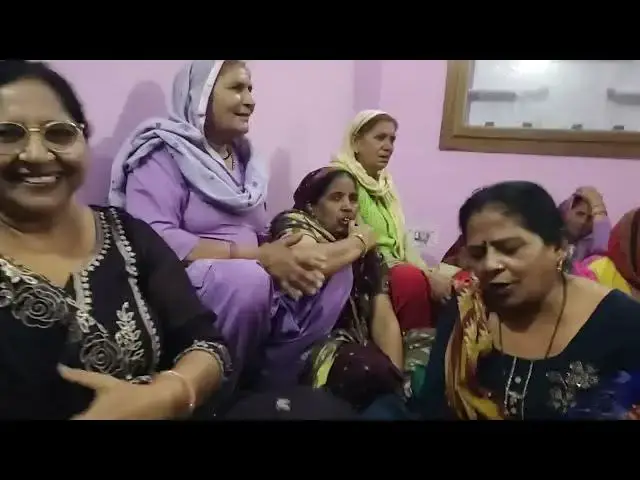 Video thumbnail for बन्ना गीत हट जाए ताऊ पाछे ने #happy_lokgeet #बन्ना#viral #हरयाणवीलोकगीत#सुपरहिट