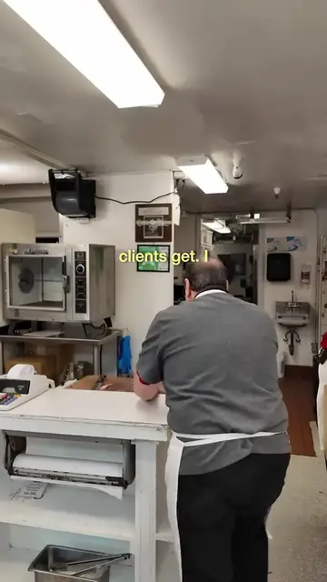 Video thumbnail for Busy day as a Private chef in Beverly Hills.  passover dinner part 1 (720P HD)